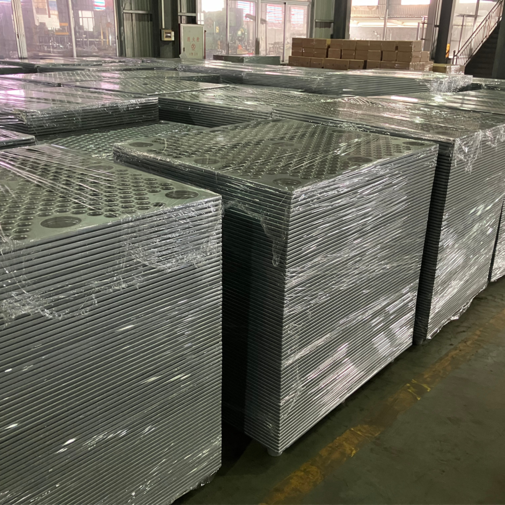 Bulk Buy Steel Pallets